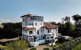 Residence Chateau D'Acotz - Appartements Avec Piscine A 600M Des Plages A Saint-Jean-De-Luz